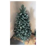 4 Ft Tall Lighted Christmas Tree