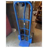 Handtruck- 700lbs weight limit