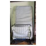 Fold out bed