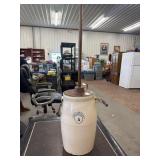 4 gallon Stoneware butter churn crock with