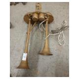 Set of air horns 12" and 16"