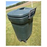 Rubbermaid Trash Can