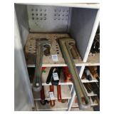 2 aluminum pipe wrenches 14"and 18"