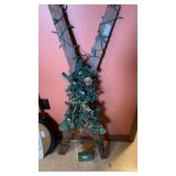 Wood Ski Decor & Bear