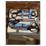 Set of Scissors