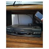 Quasar vhs player