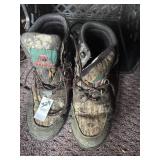 Brahma hiking boots - size 7