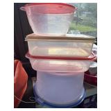 Food storage containers