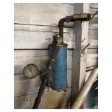 Air dryer & regulator & air hose- must remove