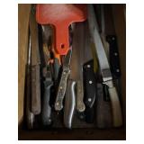 Knives and cutting boards