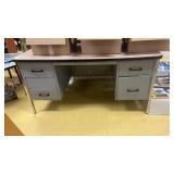 5ft Tanker Desk