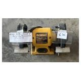 DeWalt DW758 8" Bench Grinder