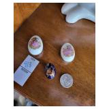 3 small egg keep sake ceramic containers