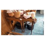 Queen Anne Style End Table NO CONTENTS