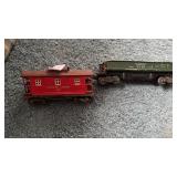 Vintage Lionel prewar O-gauge 2657 caboose and