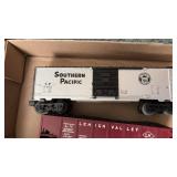 Vintage Lionel lines O-gauge train cars (3)