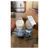Vintage porcelain praying children figurines