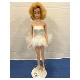Vintage MattelBarbie Ballerina #989 outfit