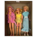 Lot of 3 Vintage 9-9.5 in Barbie Dolls