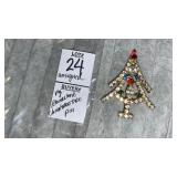 Unsigned rhinestone Christmas tree pin