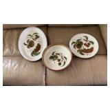Vintage Stangl pottery serving bowl and plates in