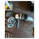 Cummins 4-1/2"  angle grinder and discs