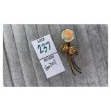Van Dell ivory rose pin (single rose)