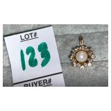 14k pearl & diamond pendant