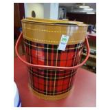 Vintage metal picnic cooler like new