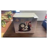 Looney Tunes Bugs Bunny Desk Clock