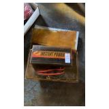 Schumacher instant power 750 watt DC to AC power