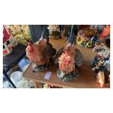 Lot of 2 Roosters