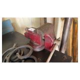 Small Bench Vise