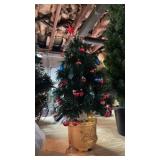 Tabletop artificial Christmas tree (electric)