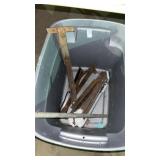 Lot of assorted metal