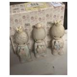 Vintage precious moments collectible figurine lot