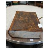 1855 Martin Luther bible in German
