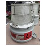 Industrial light fixture