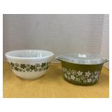 Vintage Pyrex crazy daisy mixing bowl and lidded