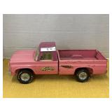 Vintage 1970s pink pressed-steel Nylint Kennels