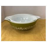 Set of 2 vintage Pyrex crazy daisy nesting