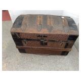 ANTIQUE small DOME TOP CHEST STEAMER TRUNK - 24 x