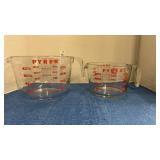 Pyrex 8 & 4 cup measuring cups