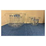 Pyrex 8 & 1 cup measuring cups