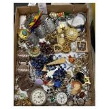 Lot of vintage pins and other jewelry