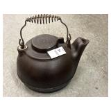 Vintage Wagner Ware cast iron kettle