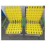 2 vintage folding lawn chairs
