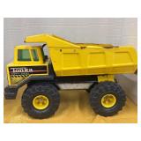 Vintage Tonka mighty-diesel toy dump truck