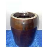 Vintage brown glazed stoneware crock/bean pot* *