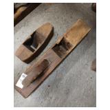 2 antique wooden planes